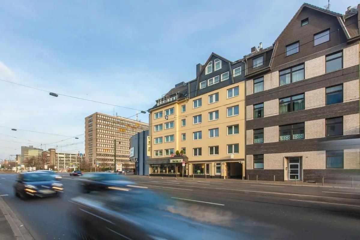 Hotel Flora Duesseldorf Exterior photo