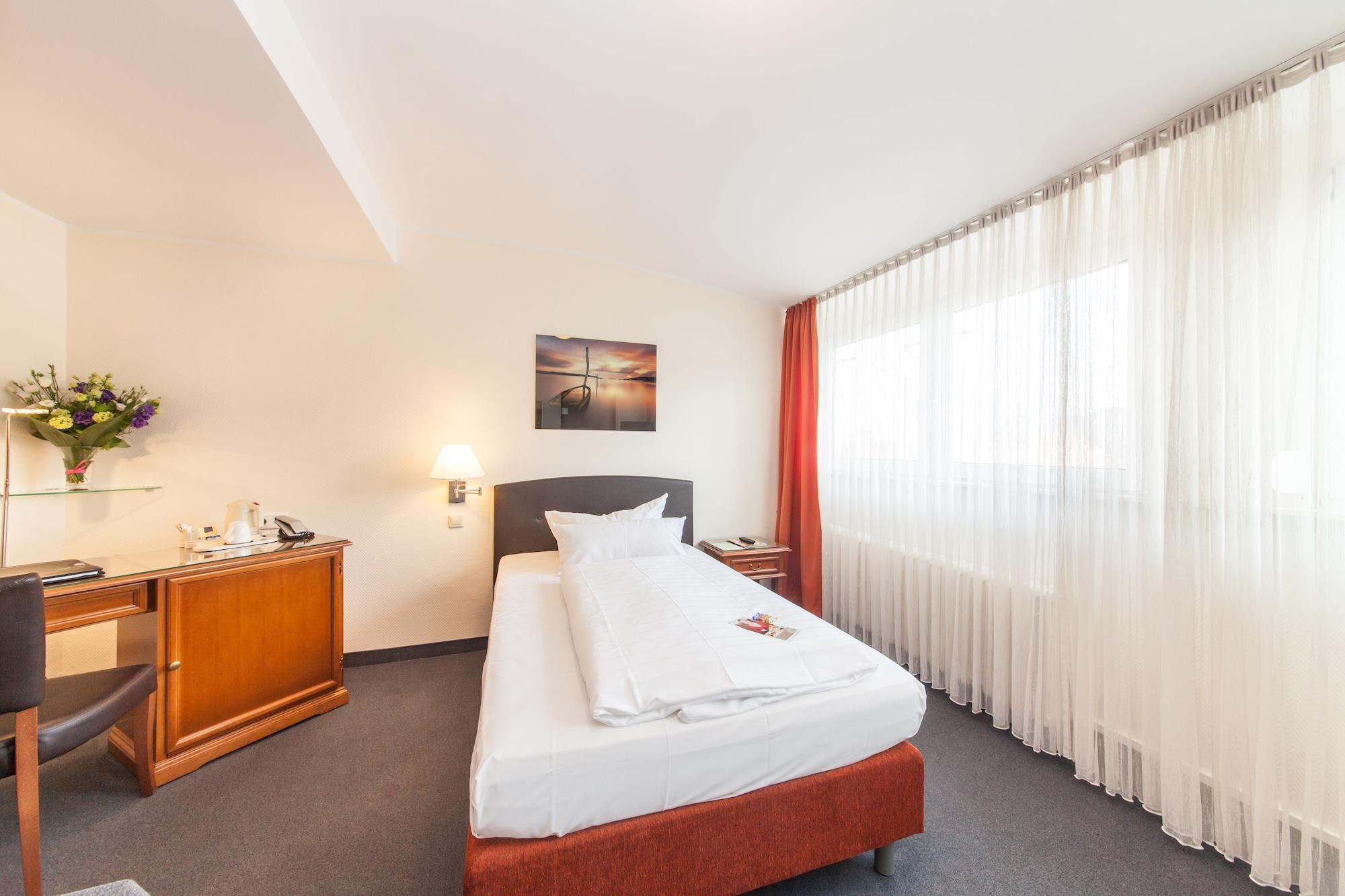 Hotel Flora Duesseldorf Exterior photo